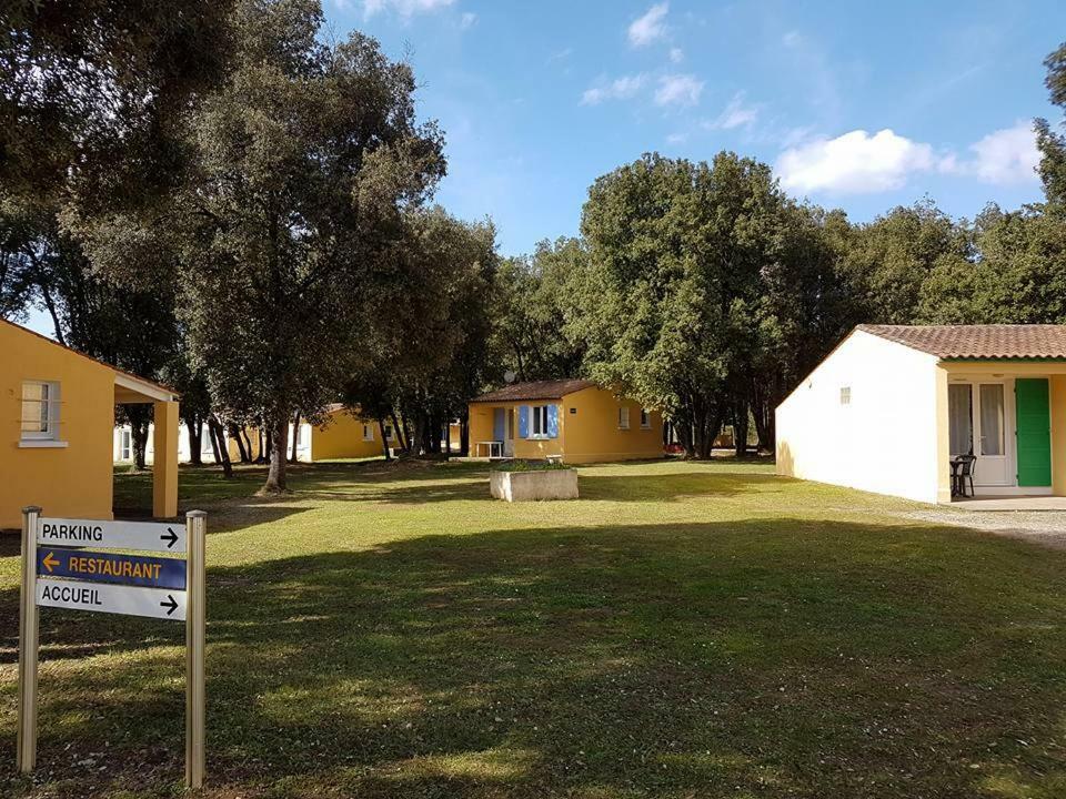 Les Chenes Verts Saint-Savinien Bagian luar foto